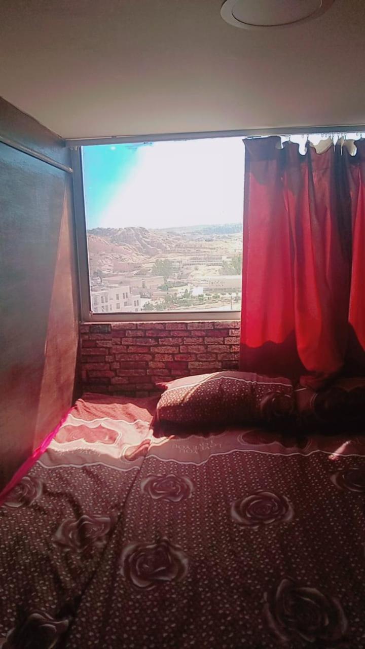 Petra Cabin Hostel วาดี มูซา ภายนอก รูปภาพ